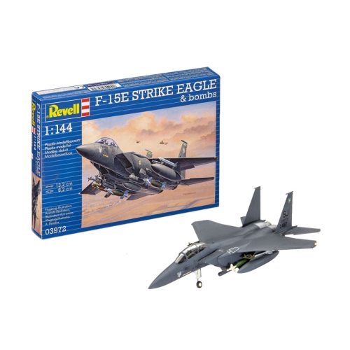 Revell F-15E Strike Eagle  Bombs makett  1:144 makett repülő (03972)