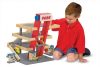 Melissa & Doug 4595 Fa jármű Parkolóház autókkal 4595