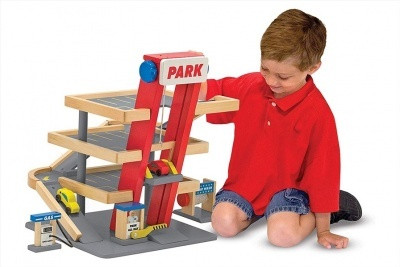 Melissa & Doug 4595 Fa jármű Parkolóház autókkal 4595